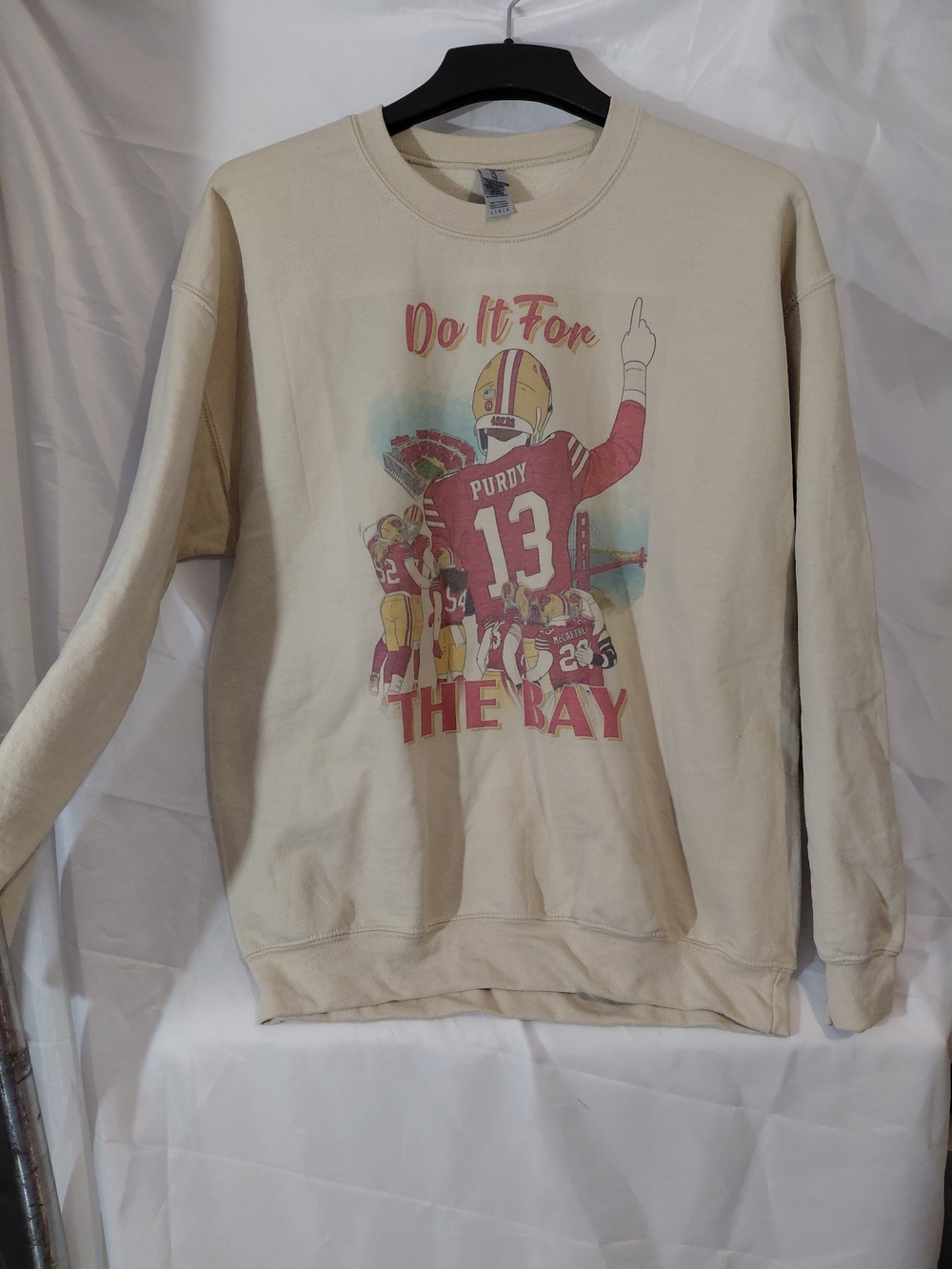 Gildan Cream Graphic Crewneck Sweatshirt
